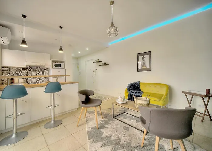 Tery - Terrasse - Moderne - Vca * Cannes